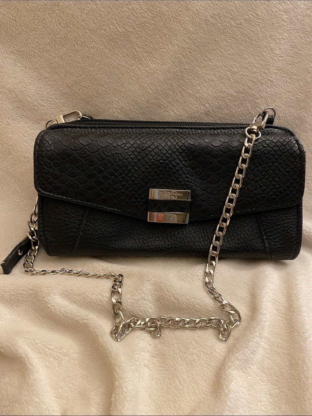 Jessica Simpson Black Textured Chain shoulder Bag